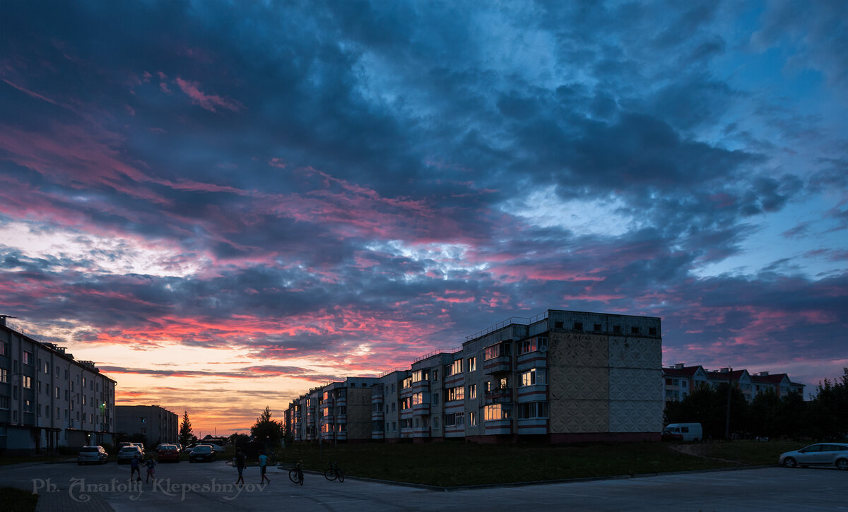 Закатное небо над Шумилино - Анатолий Клепешнёв