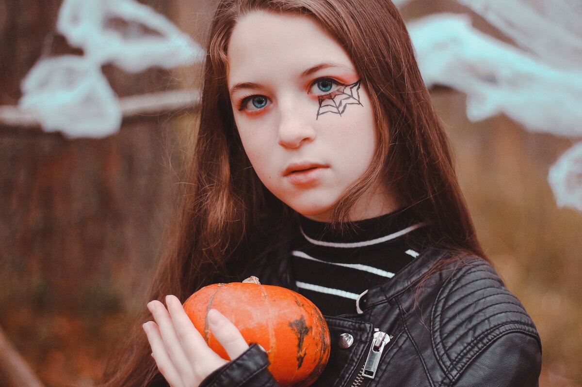 Осень - Людмила Утешева