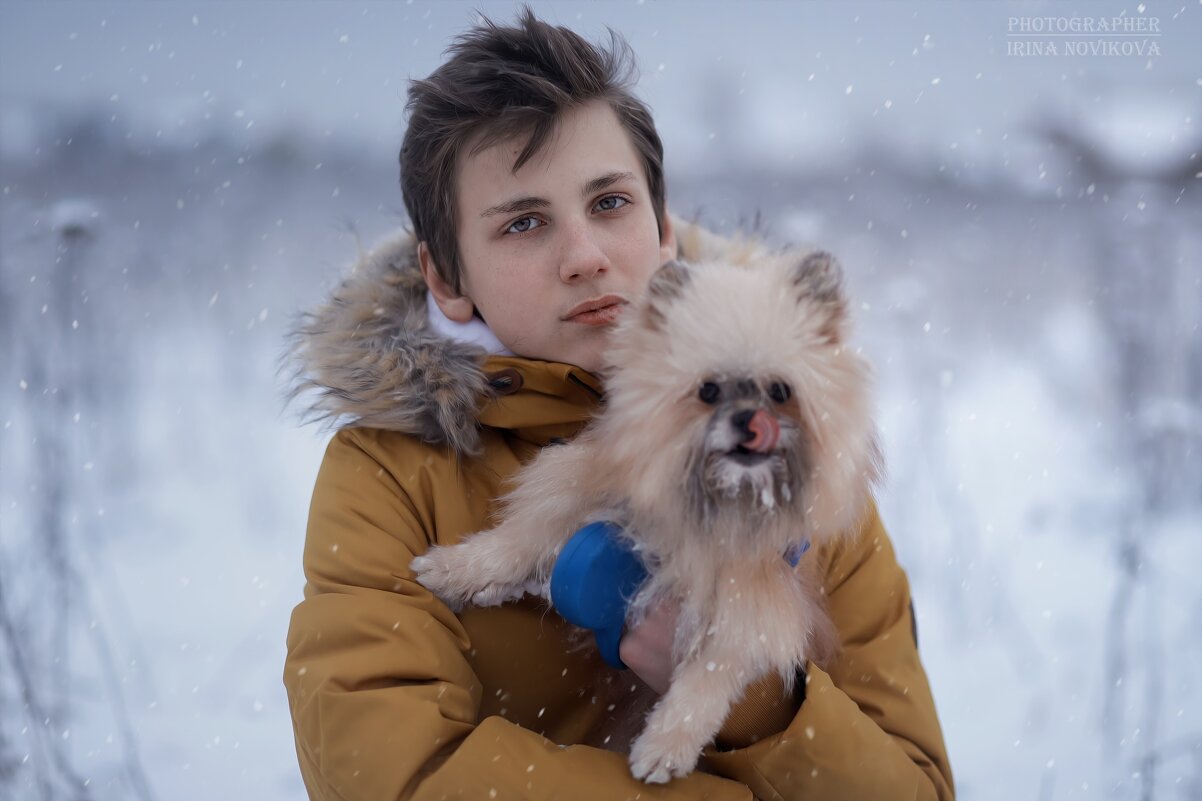 Зимняя прогулка с пушистым другом - Irina Novikova