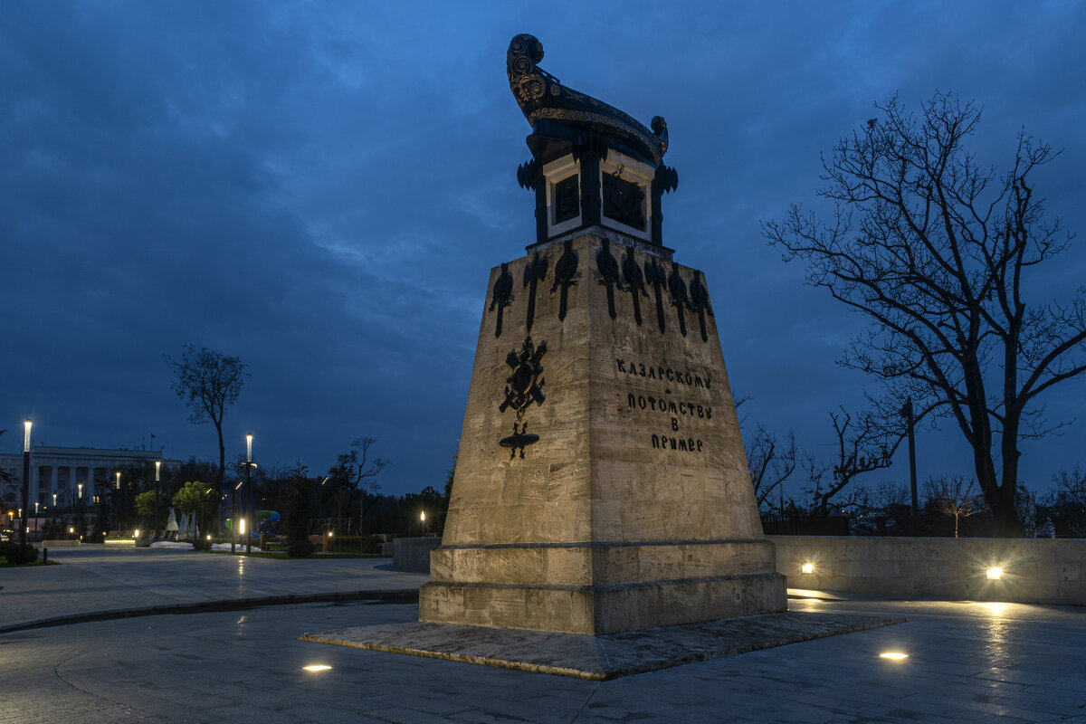 Первый памятник Севастополя - Игорь Кузьмин