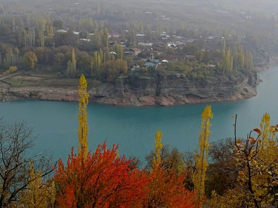 ГОРНЫЕ ПРОГУЛКИ. - Виктор Осипчук