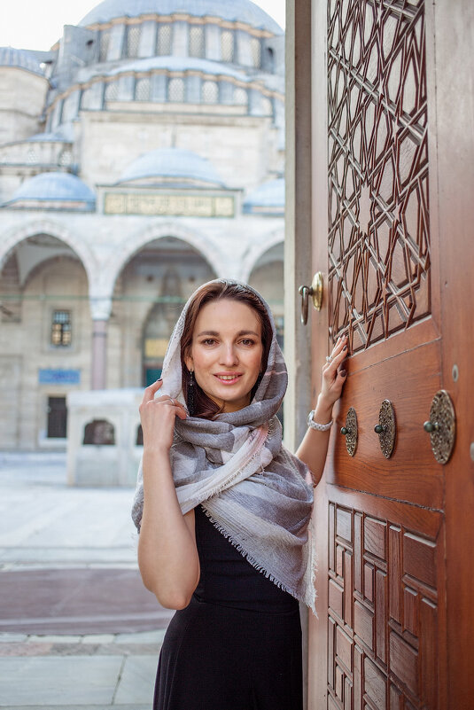 В мечети Сулеймание - Ирина Лепнёва