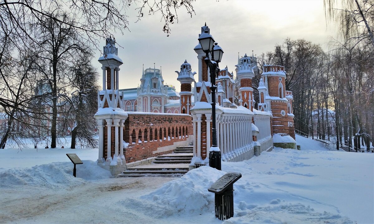 Фигурный мост и дворец в усадьбе Царицыно - Константин Анисимов