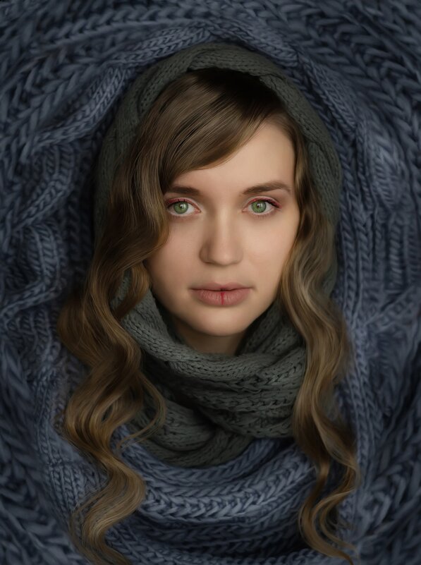 Портрет девушки в шарфе - Анастасия Войналович