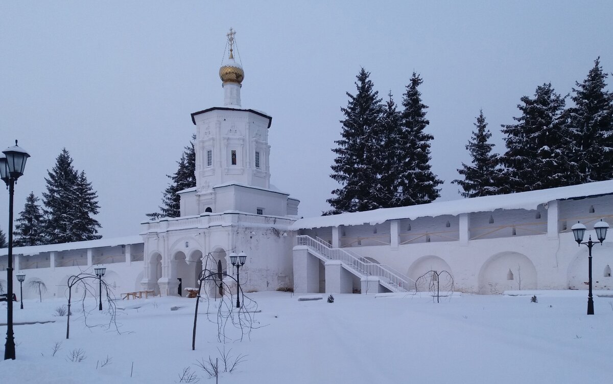 Церковь Иоанна Предтечи (надвратная церковь , 1695 г) - Galina Solovova