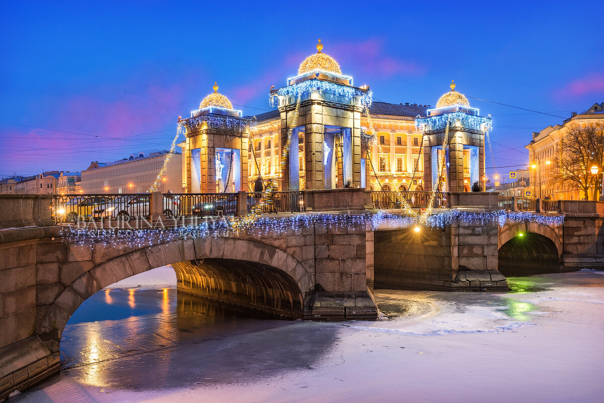 Новогодний мост Ломоносова СПБ