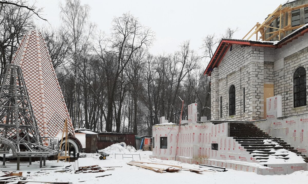Строительство здания нового храма св. апп. Петра и Павла в Колтушах - Елена Павлова (Смолова)