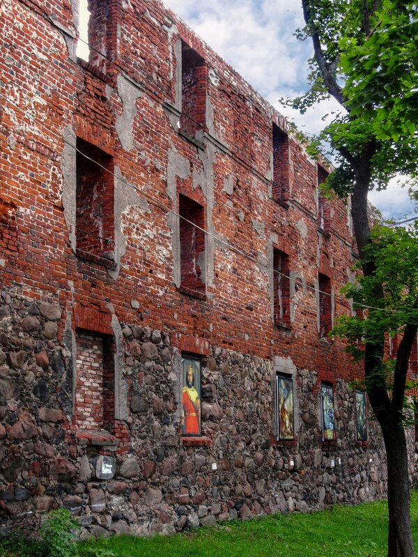 Замок Инстербург, южная стена - Сергей Карачин