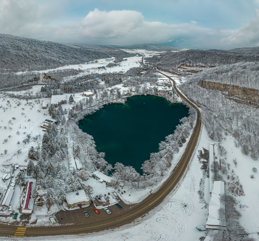 Голубое озеро зимой - Фёдор. Лашков