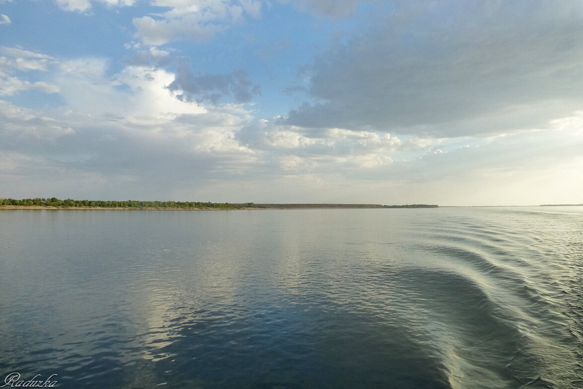 Волга в районе Астраханской области в августе - Raduzka (Надежда Веркина)