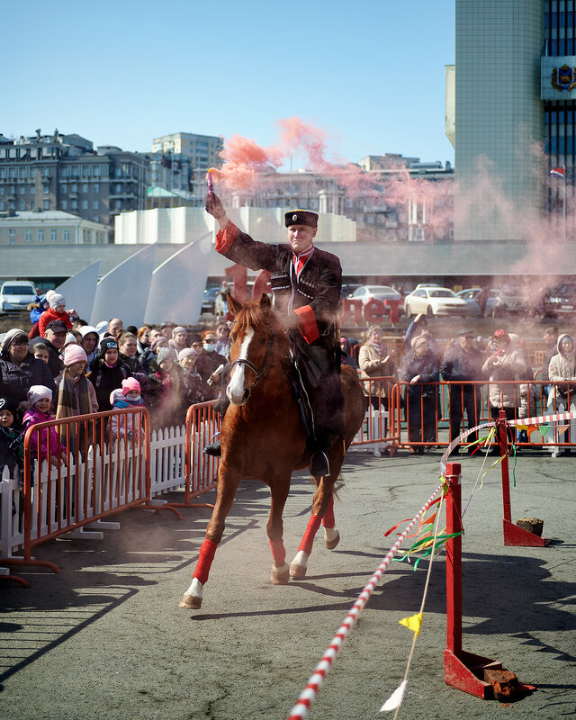 Конно-трюковая группа "Боевая лошадь" - Alexandr Khizhniak