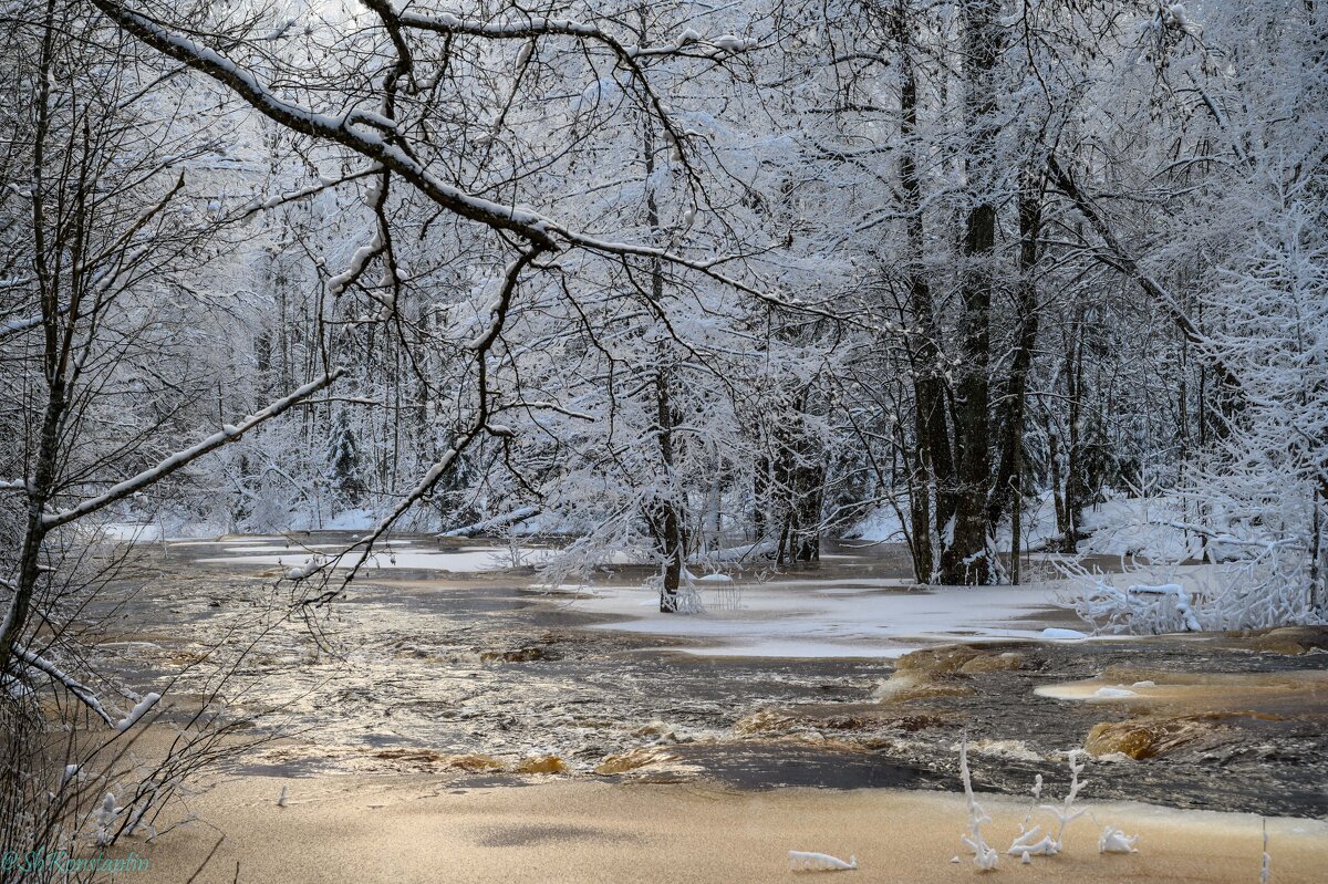 река зимой - Константин Шабалин