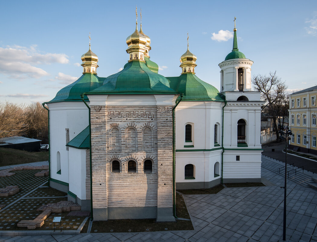 Церковь Спаса на Бересте - Олег 