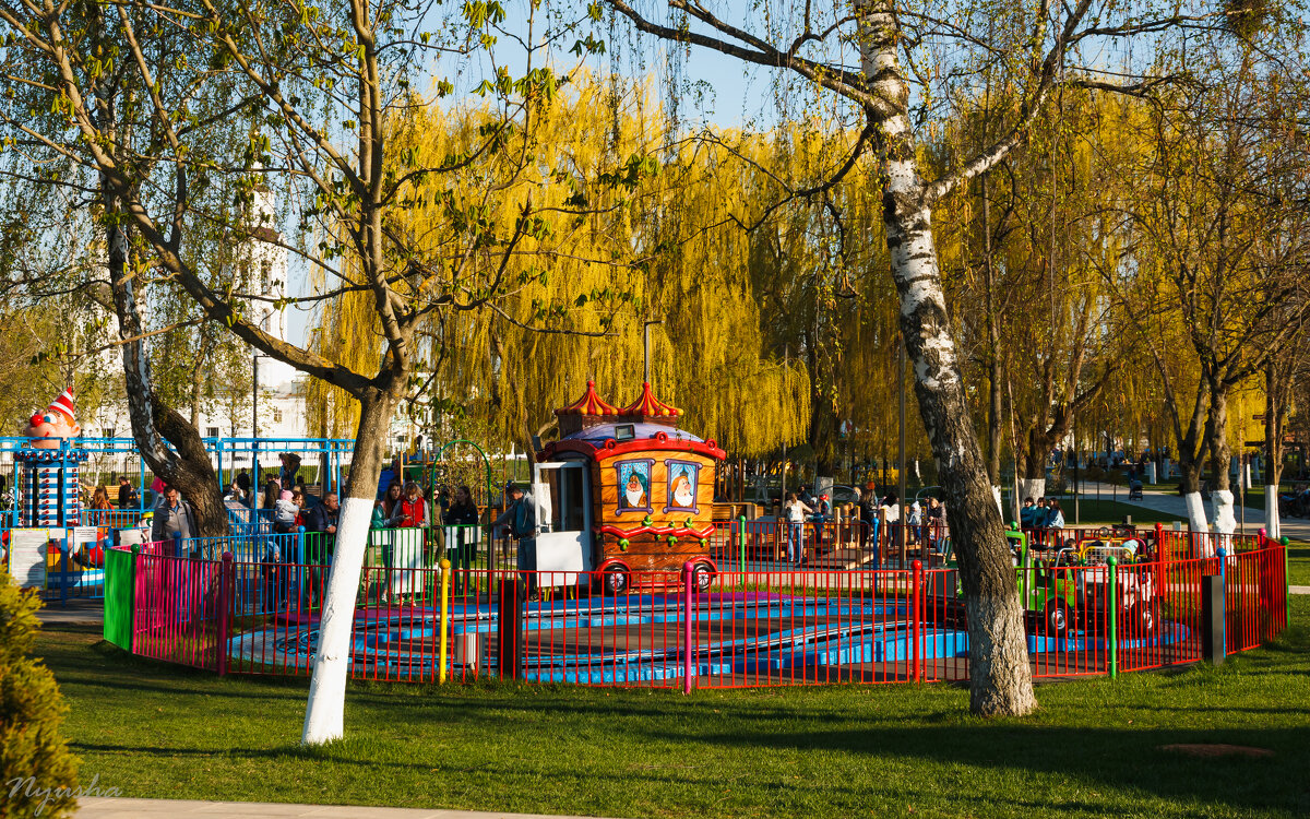 В детском парке - Nyusha .