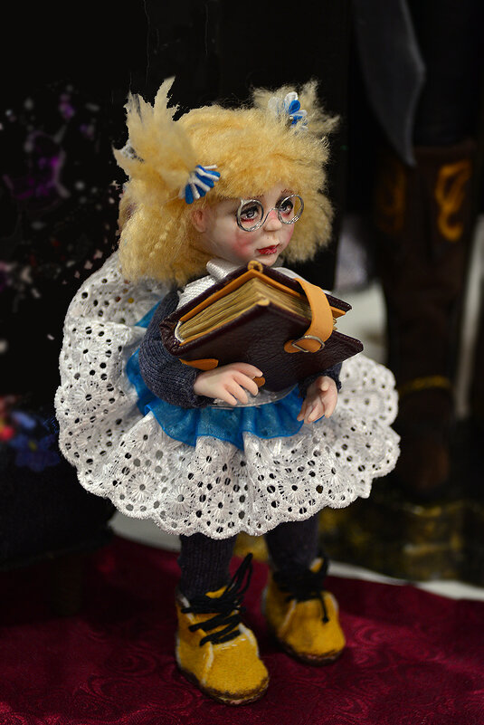 Маленькая любительница чтения (кукольная, но как живая! ) - Тамара Бедай 
