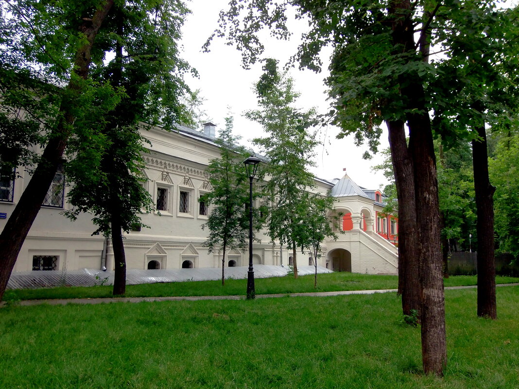 Юсуповский дворец в Большом Харитоньевском переулке, известный как «Волковы палаты» - Елена 