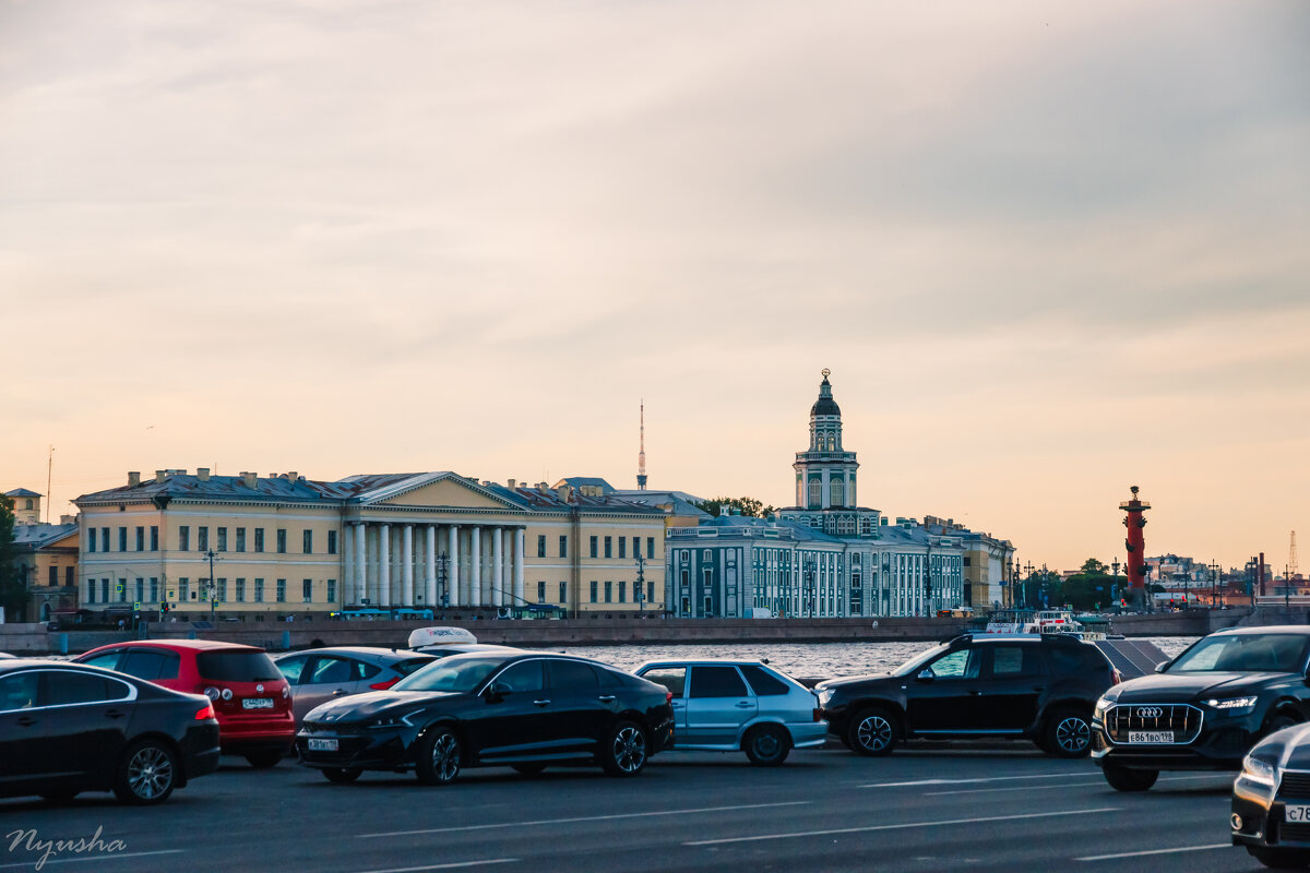 Прогулка по вечернему Санкт-Петербургу - Nyusha .