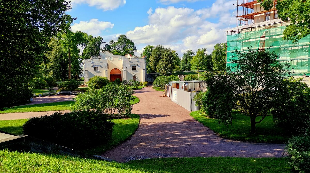 У Белой башни в Александровском парке ЦС - Сергей 