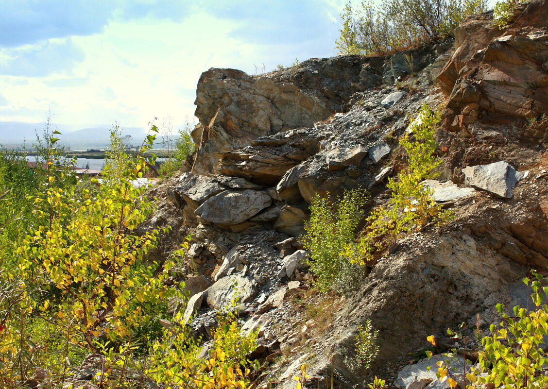 Скала около горы Паленая - Нэля Лысенко