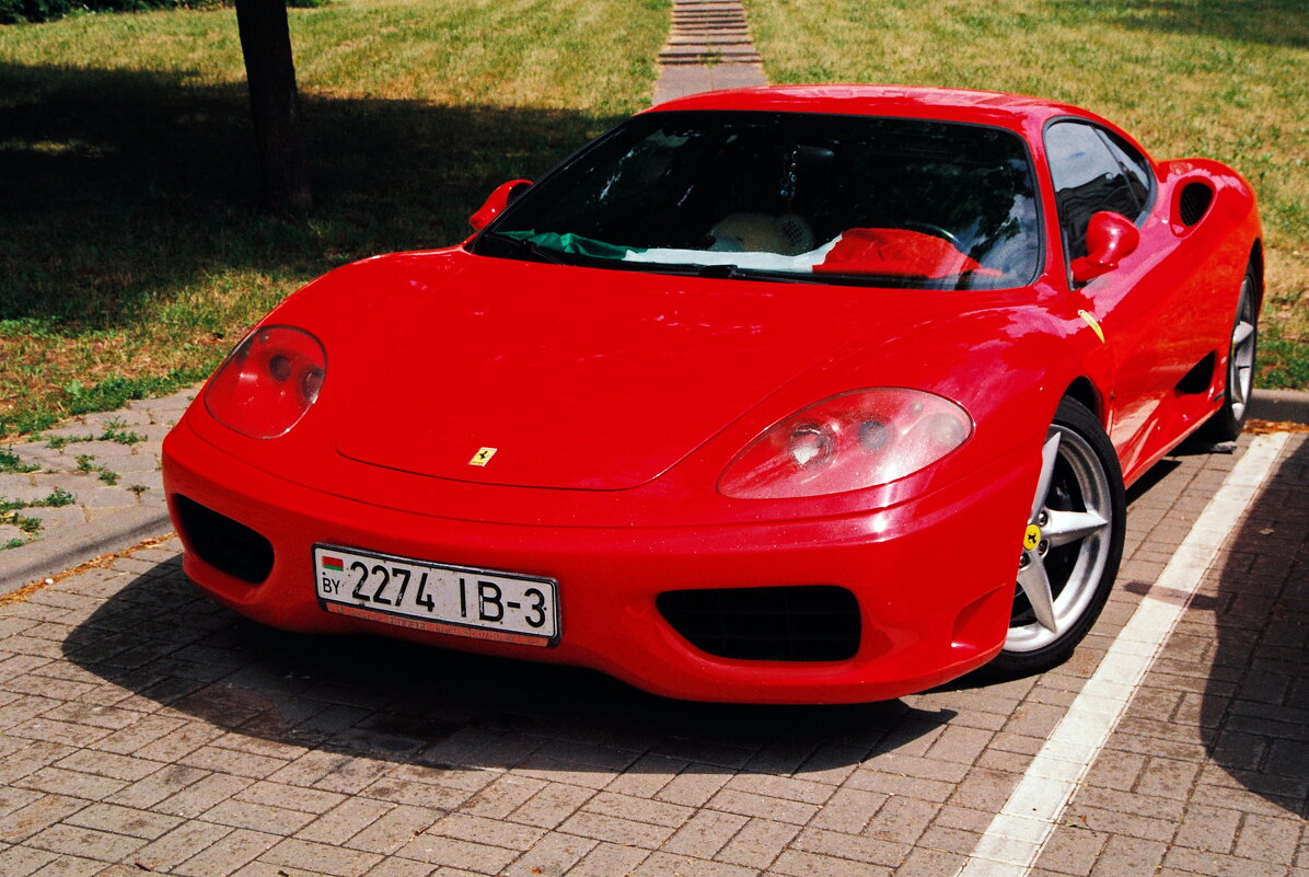 Просто Ferrari - M Marikfoto