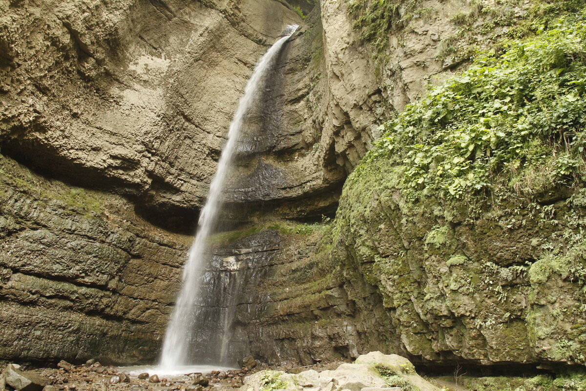 Водопад по дороге из Нальчика - esadesign Егерев