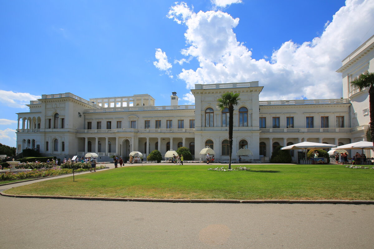 Крым Ливадийский  дворец - Ninell Nikitina