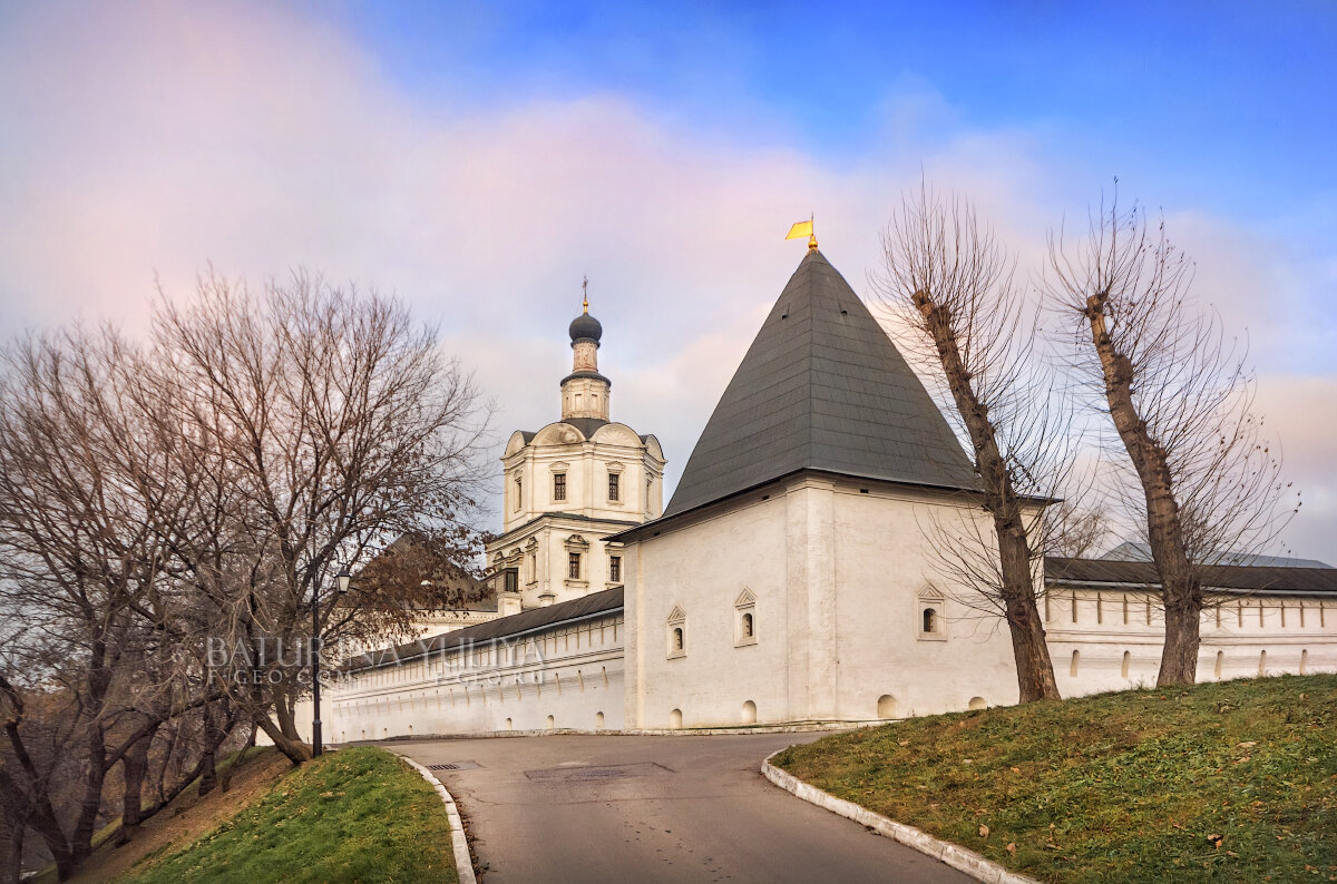 Башня Андроникова монастыря - Юлия Батурина