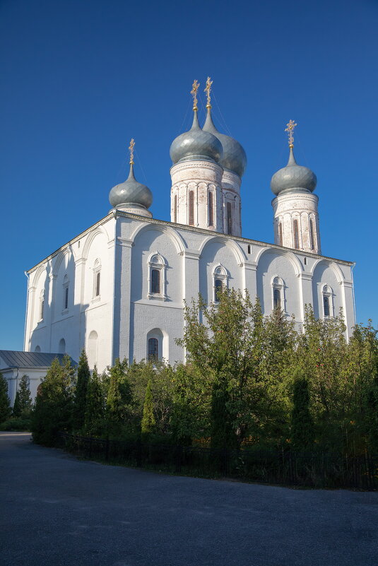 нижний новгород-пермь по рекам макарьевский монастырь - юрий макаров