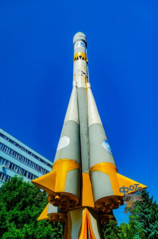 Памятник "Космическая ракета".  Курск - Руслан Васьков