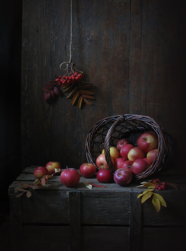 Этюд с яблоками - Татьяна Ким 