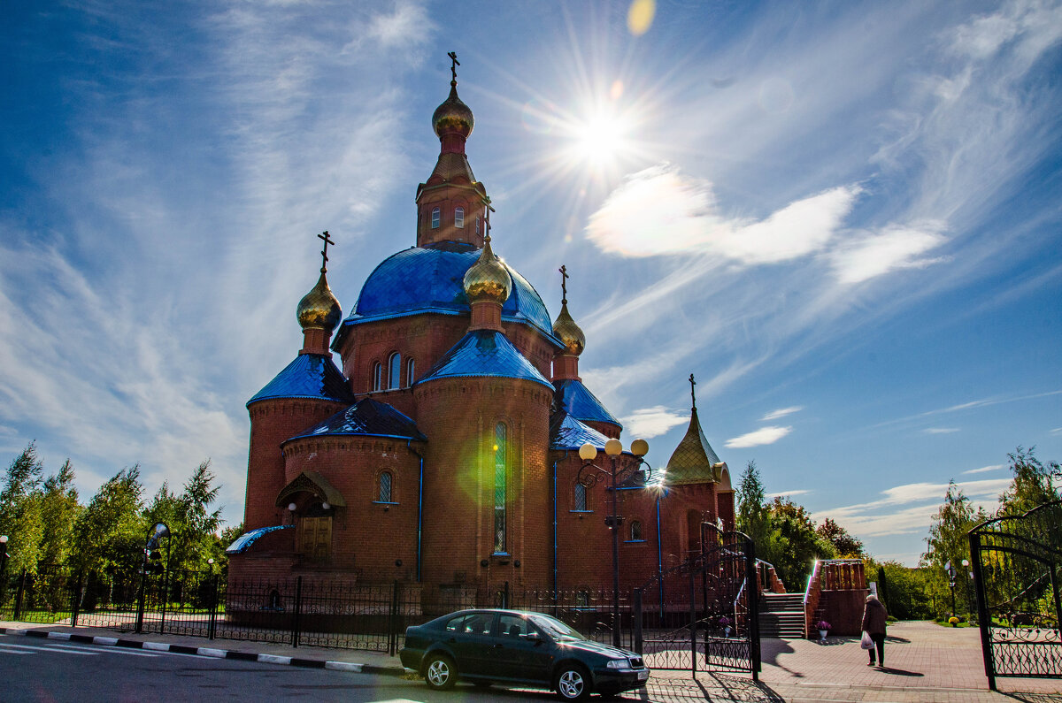 Храм в дубовом - Александр Леонов