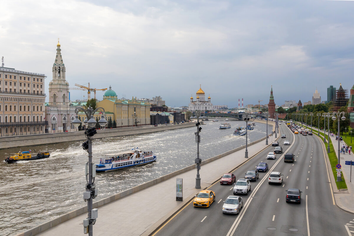 Москва - Ольга Пятикрестовская