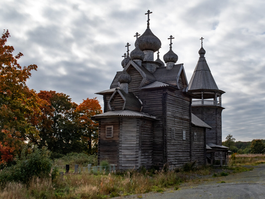 Церковь в деревне Щелейки после реставрации - Крузо Крузо