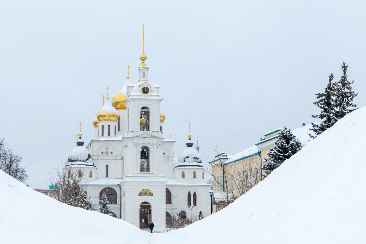 Дмитров, Успенский собор - Ольга Пятикрестовская