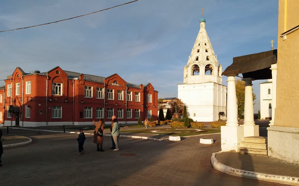 Соборная площадь Коломенского кремля - Galina Solovova
