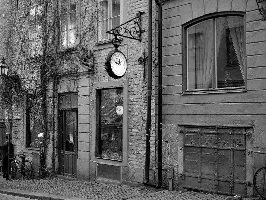 Стокгольм старинные часы - wea *