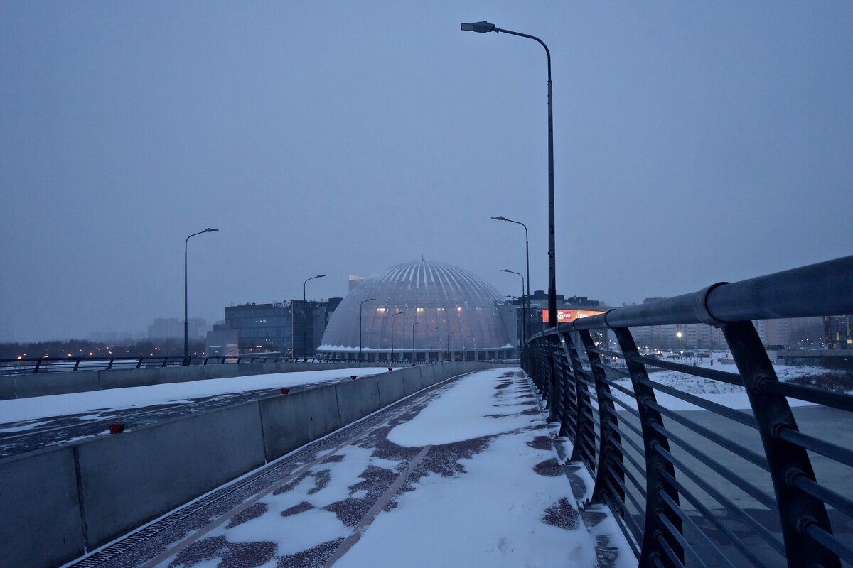 утро на Яхтенном мосту - Елена 