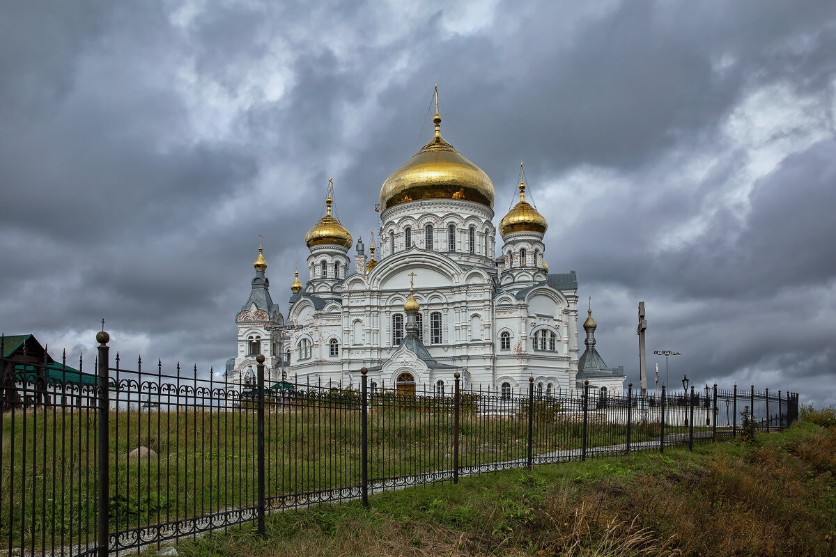 нижний новгород-пермь по рекам.белогорский монастырь. - юрий макаров