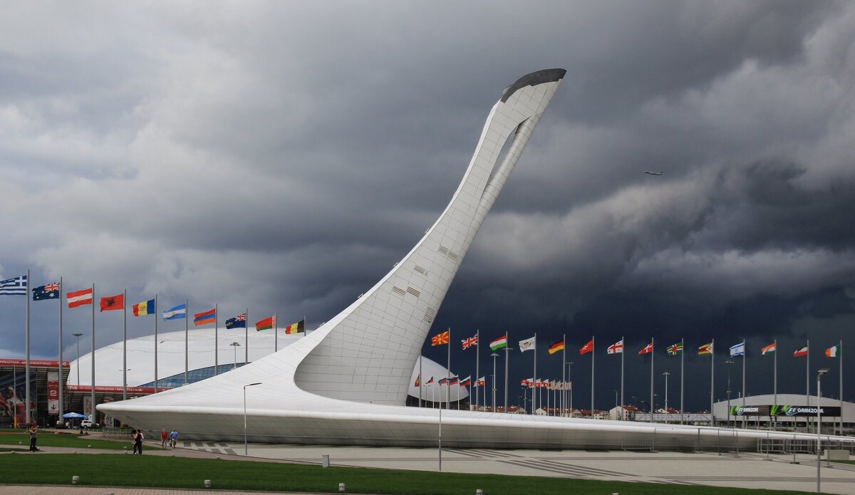 Олимпийский факел в Сочи - skijumper Иванов