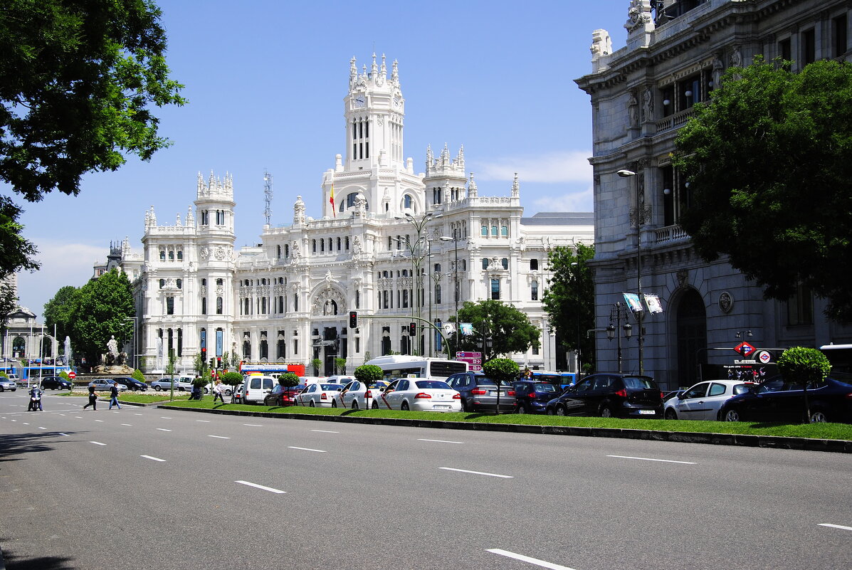 Дворец связи Palacio de Comunicaciones (Испания, Мадрид) - azambuja 