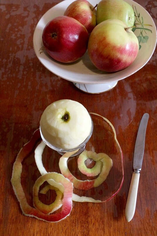 Яблоки для пирога - Надежд@ Шавенкова