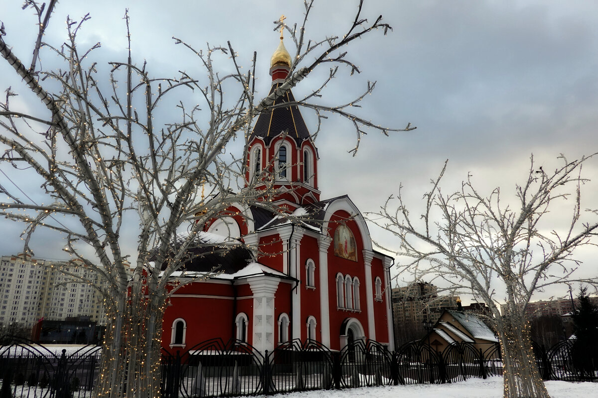 ХРАМ В ЧЕСТЬ МУЧЕНИЦЫ ТАТИАНЫ В ЛЮБЛИНО. - Татьяна Помогалова