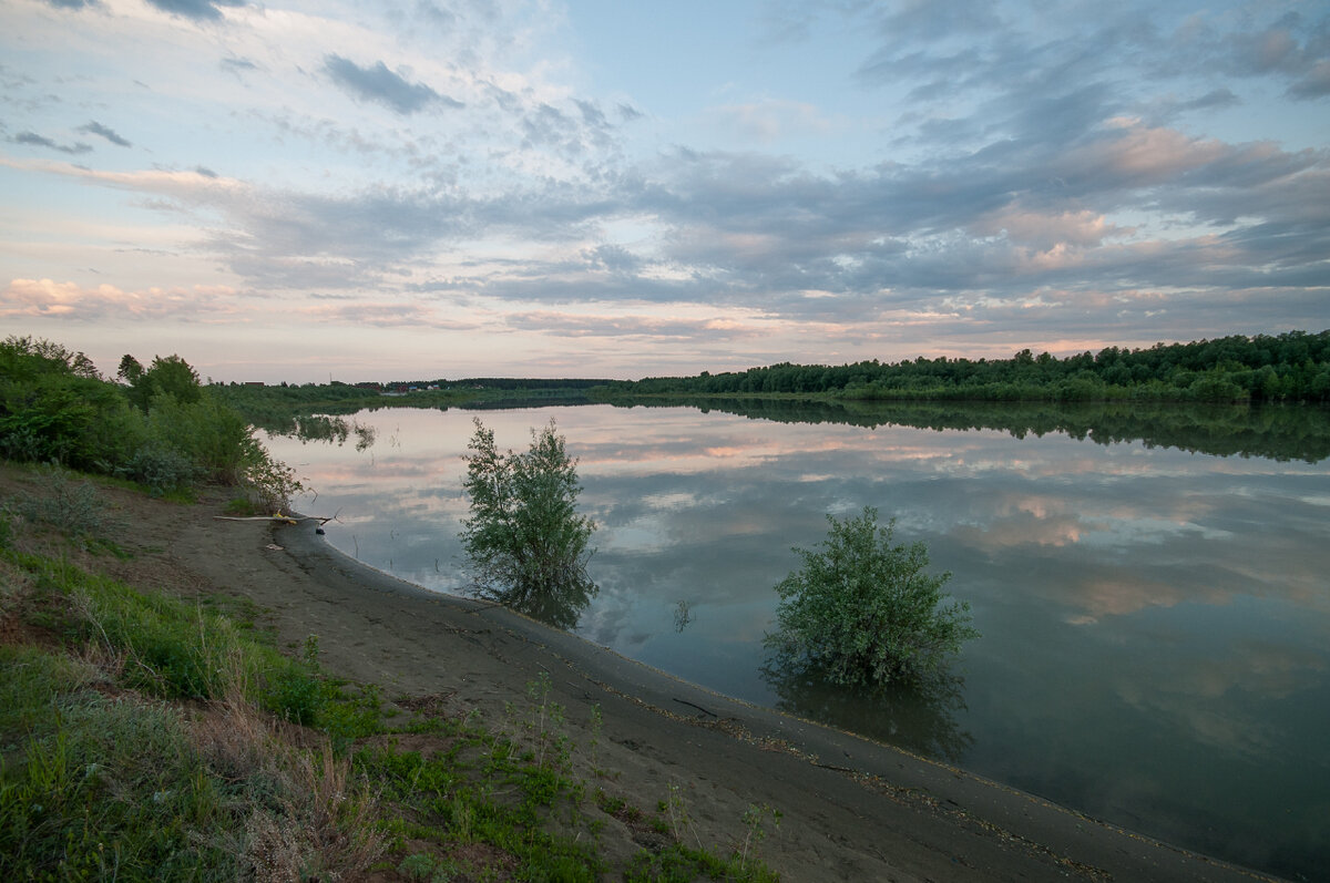 В реку смотрятся облака - Юрий Никитенко