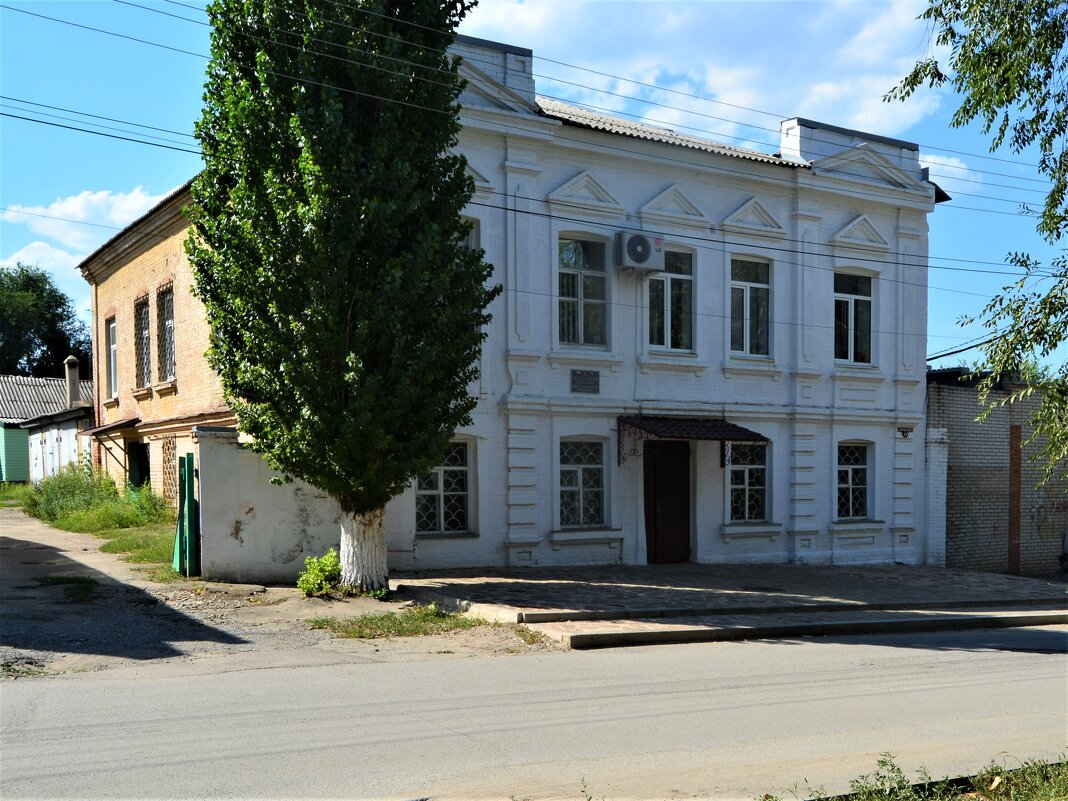 Каменск-Шахтинский. Дом по пер. Володарского 14а. - Пётр Чернега