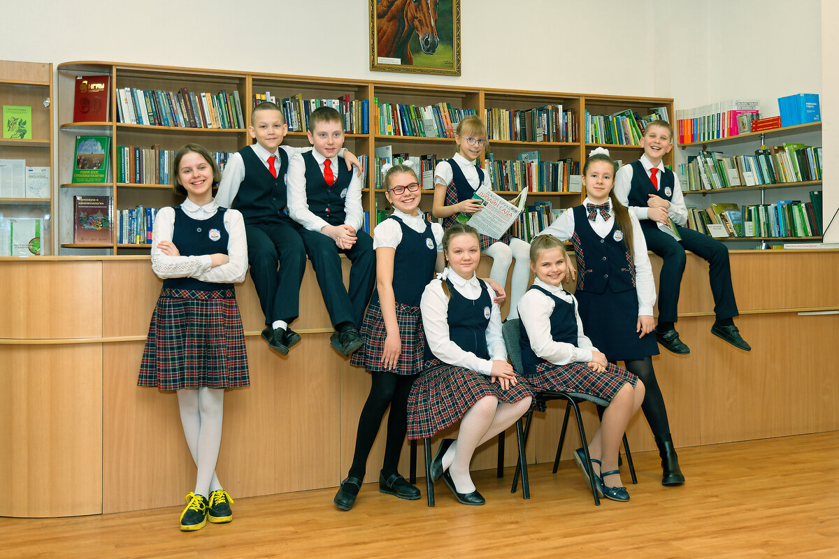 Наша школьная библиотека - Дмитрий Конев