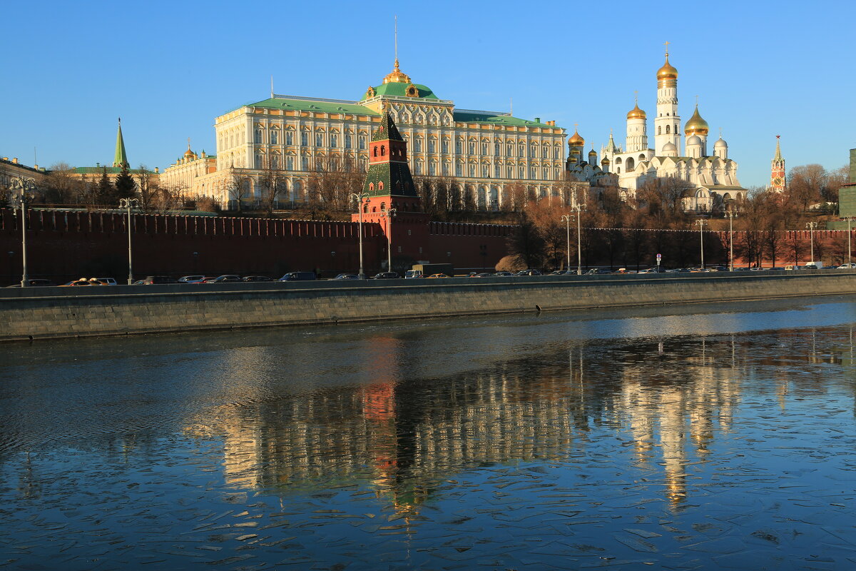 Москва река - Ninell Nikitina