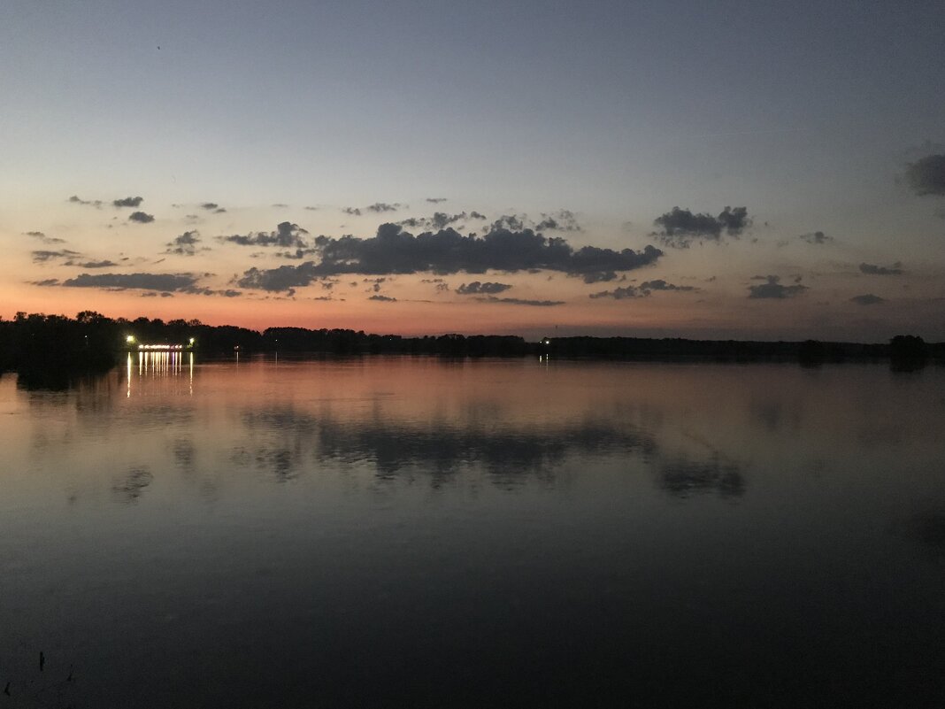 Закат на озере - Pippa 