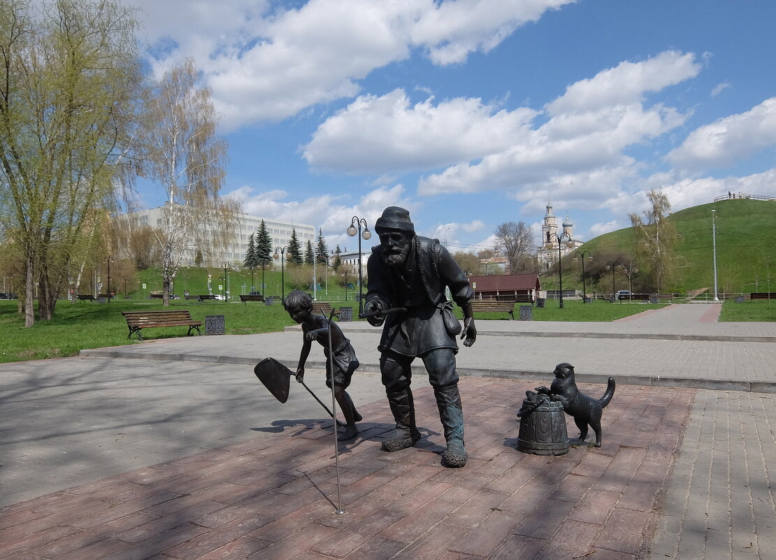 Композиция "Рыбаки", скульптор Илья Дюков. - Люба 