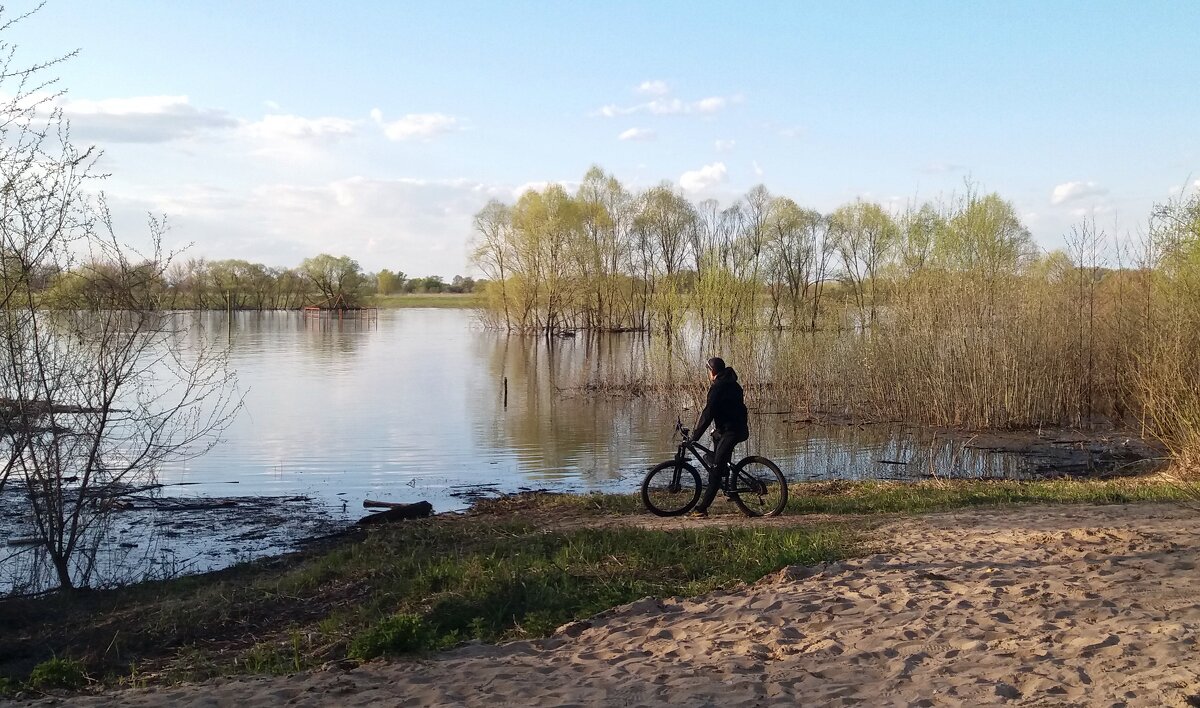 По весне на велосипеде - Galina Solovova