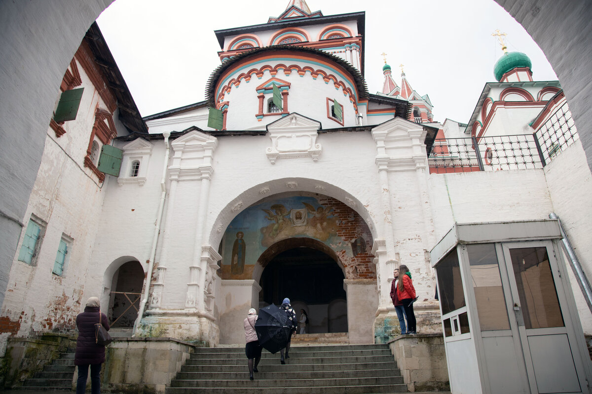 Красные ворота и Троицкая церковь. 1652 год. - Yuri Chudnovetz